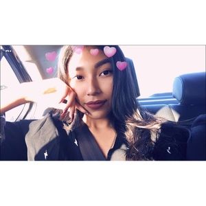 Meet your Posher, Esmeralda